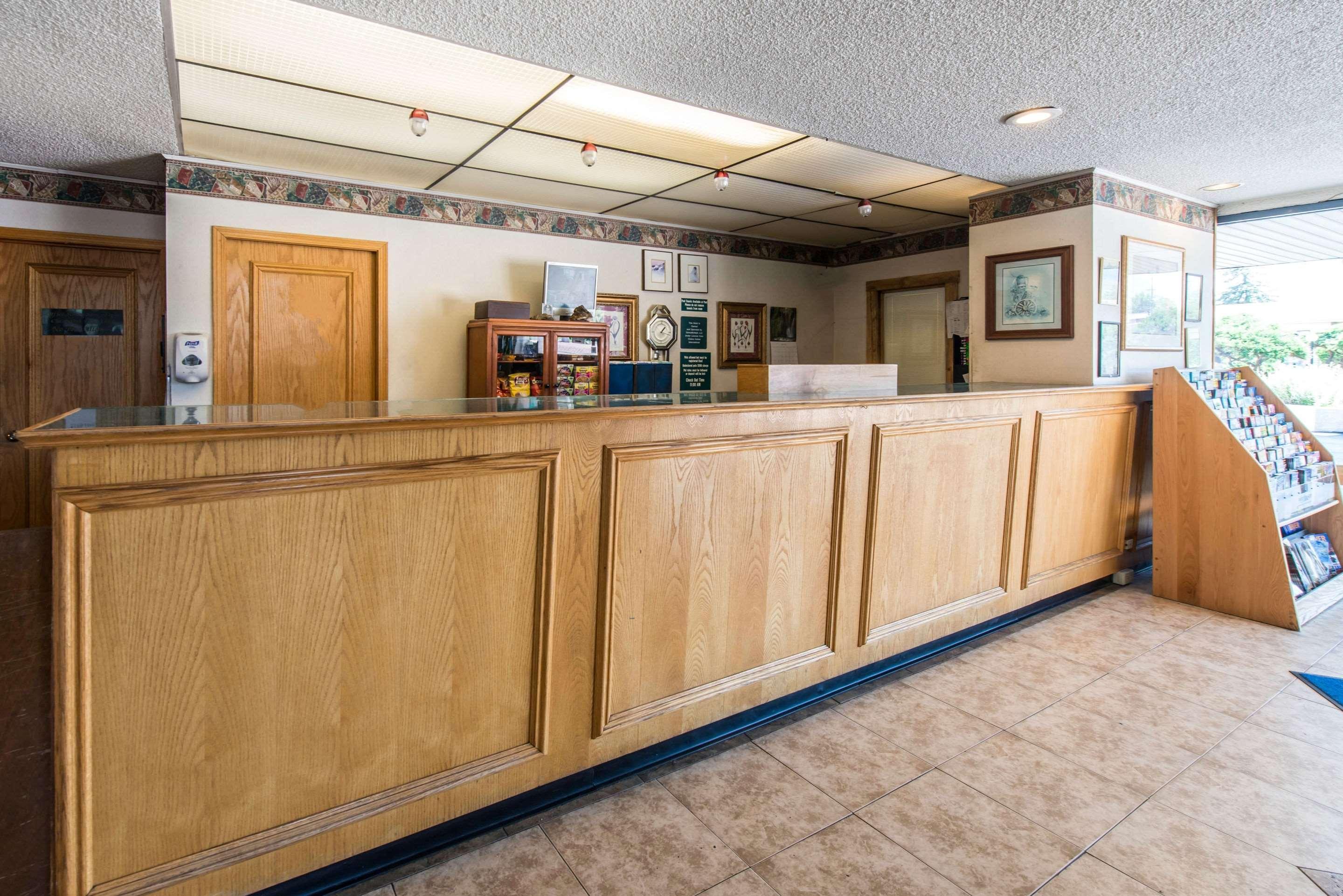 Hotel Rodeway Inn&suites Colorado Springs